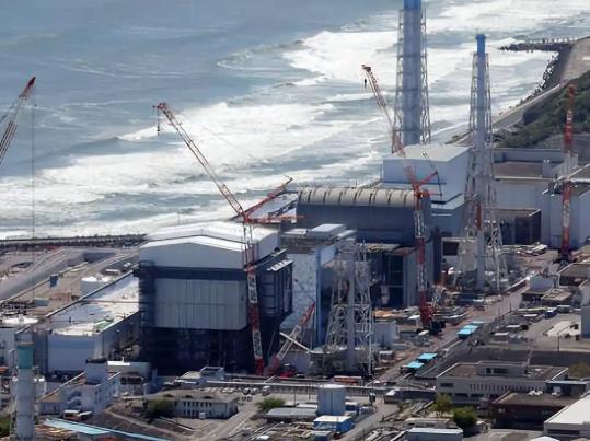 日本排放核水后，奇怪的事发生了：刚开始各国对海鲜避之不及，如今3年过去，核污染水