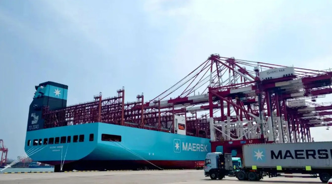 中方发出最后通牒，警告马士基和地中海航运，立即结束巴拿马港口运营！英国《金融时报