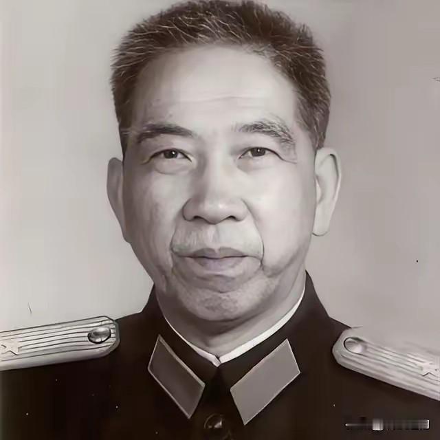 1936年，地下交通员陈青山被叛徒出卖，关进了侦缉队的地牢。特务头子亲自批了“就