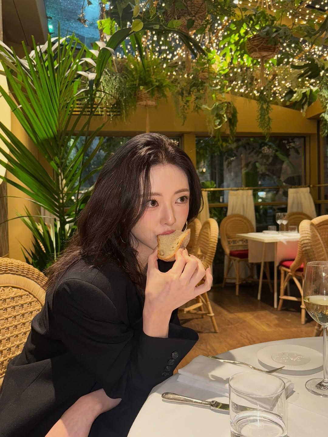 申有娜​​​