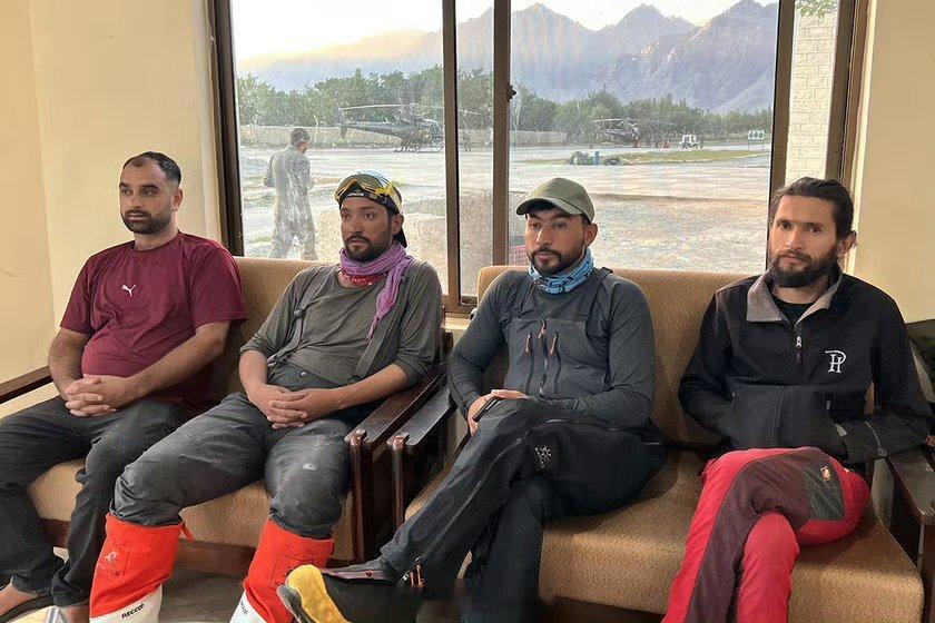 登山公司称10人探险队全部遇难EliteExped一句“全部遇难”，把布洛阿特