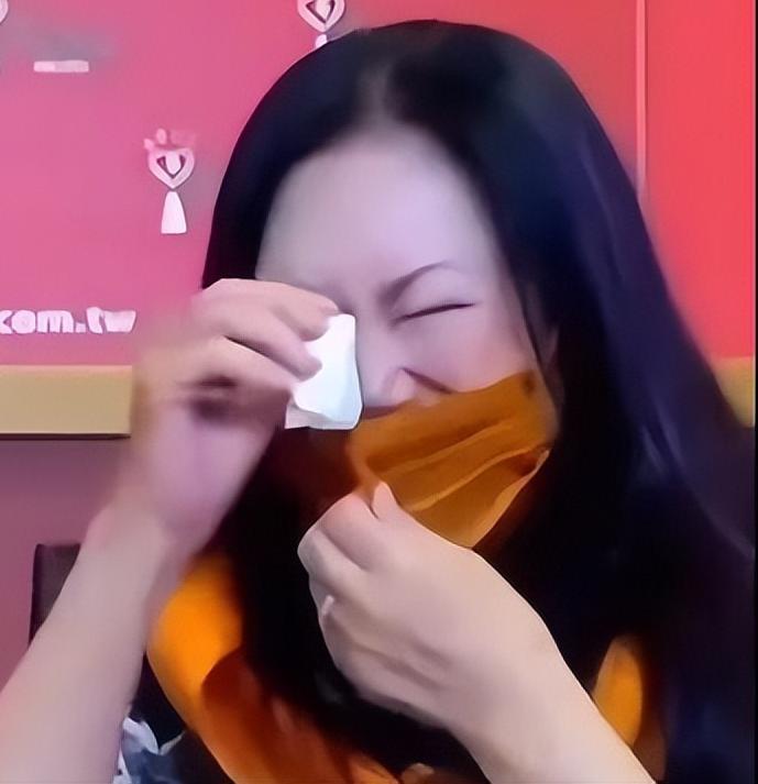 黄春梅的两次不同意，如果坚持到底的话，大s可能就不会死了，她也不用白发人送黑
