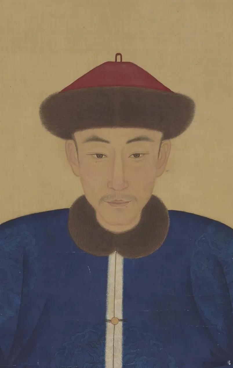 康熙晚年，皇位之争白热化，众人皆红了眼盯着那至尊之位，唯有胤䄉的选择让人摸不着头