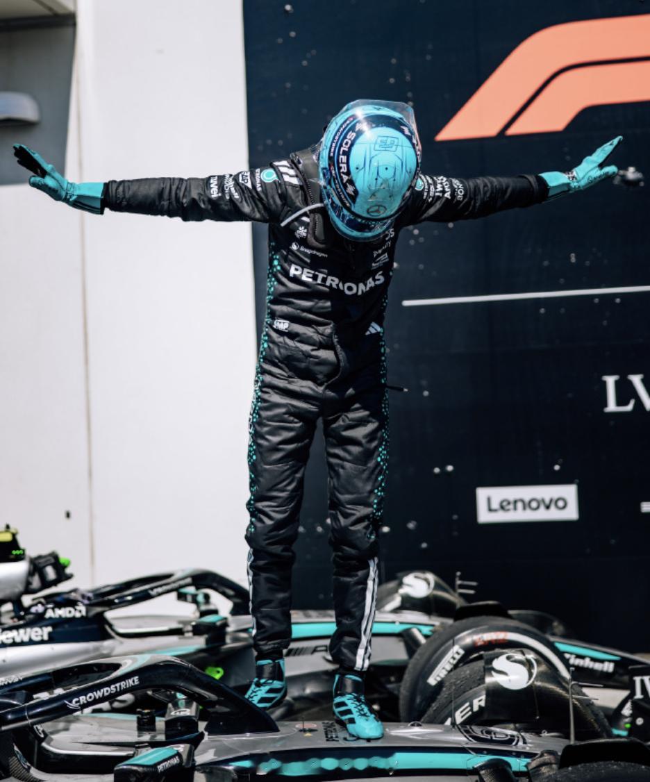 2025F1加拿大大奖赛结束又一位完成帽子戏法的车手一个分站拿下杆位+冠军+最