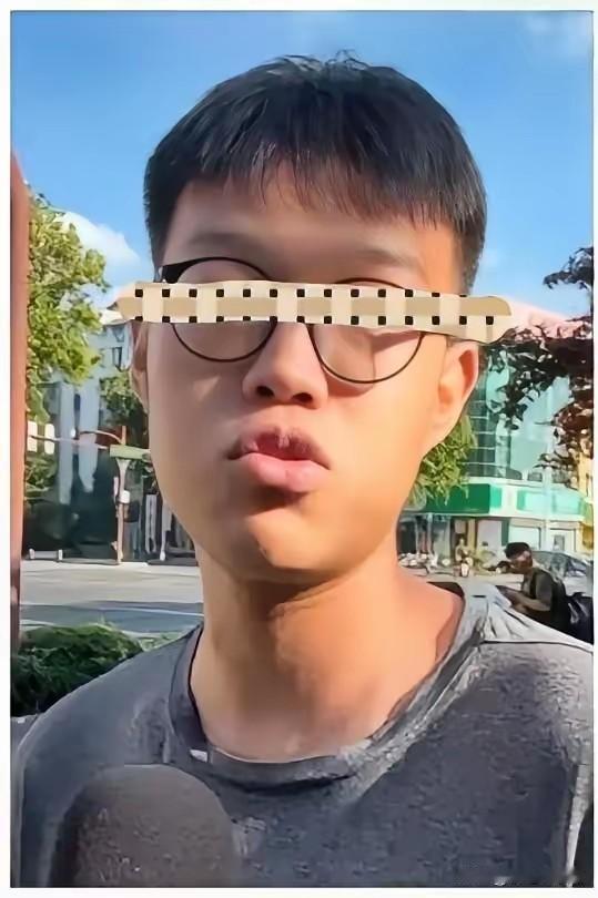 大快人心！逆子终于遭到反噬了！抖音账号被举报，他主动关闭评论区规避正义网友批评