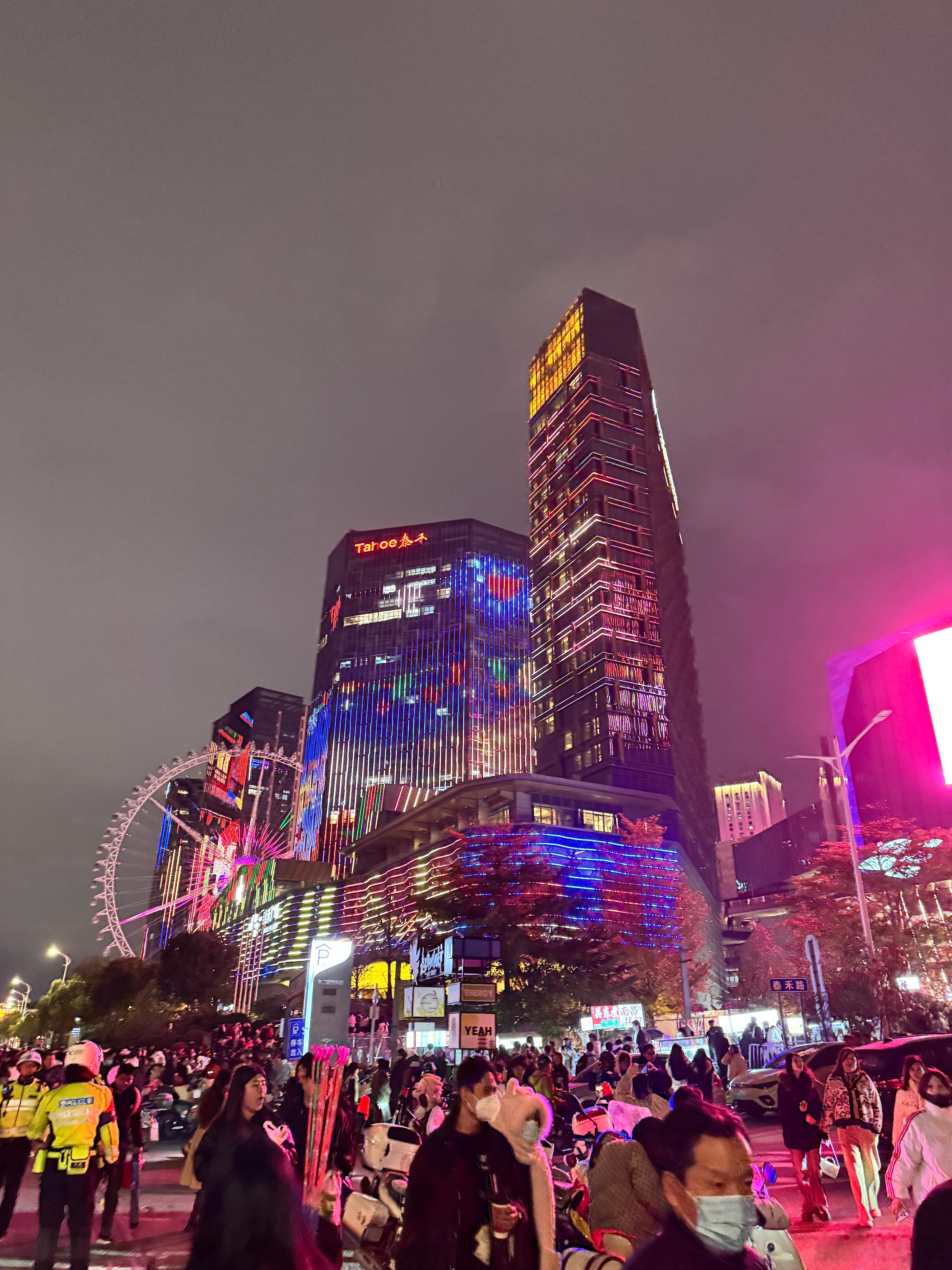 各地跨年夜地铁客流量1，广州1409万人次2，北京1312万人次3，深圳