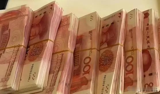 全国年入十万的能达到百分三十吗？普通人一年挣不到10万块钱。实话实说，一年能挣1