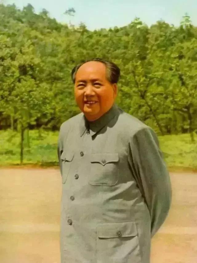 通缩是不是人们手里的钱更值钱了?中国刺激消费，还是要让占全国人民，大部分的广大