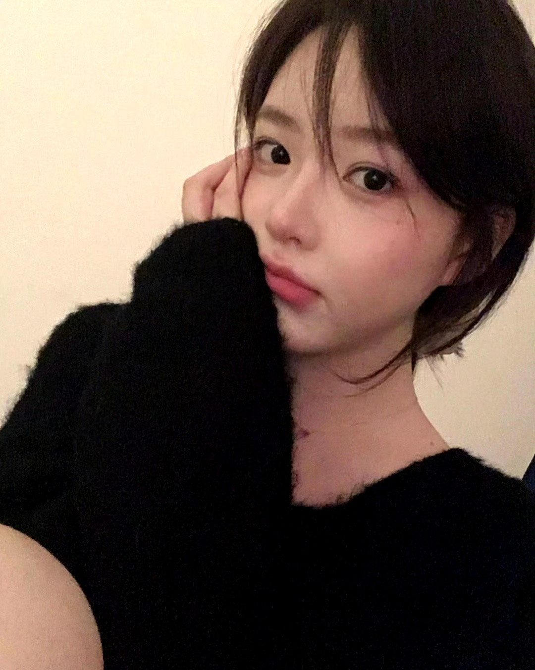 与其撑一把破伞，不如独自淋雨，鬼不会说话，人才会说鬼话