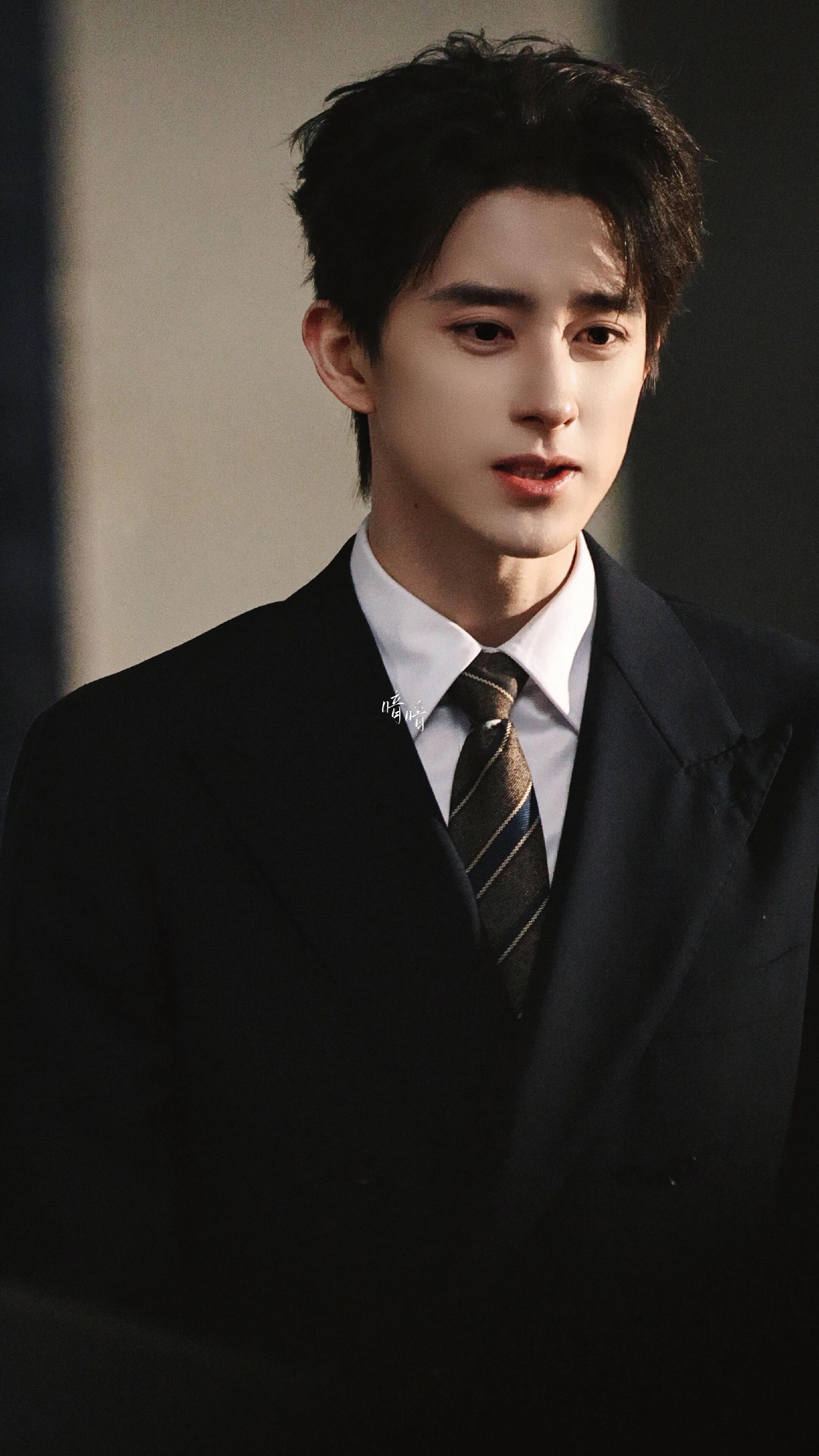 敖瑞鹏路透帅的我头皮发麻