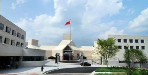 1982年，我国驻莫桑比克大使馆翻译唐健生实施了一个惨绝人寰的计划，杀死使馆内所