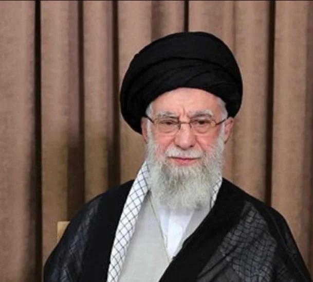 美以已经深陷战争泥潭，正应了一句:自作孽，不可活哈梅内伊的以身殉道，唤醒了沉