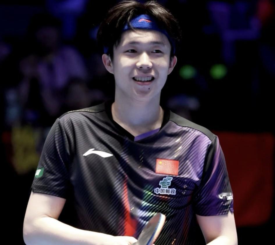 王楚钦终于和家人过了一次除夕赛后采访被问比赛状态如何王楚钦暖心透露，自