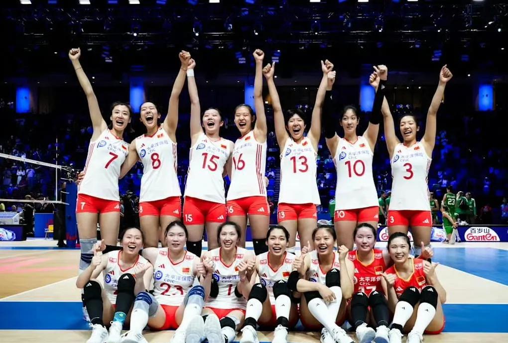 中国女排排名第四2025年国际排联最新女排世界排名出炉，具体如下:意大利女排
