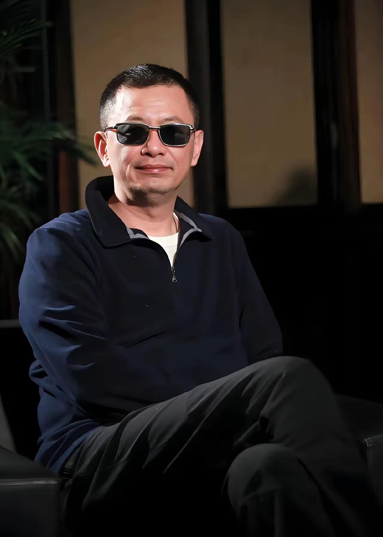 王家卫事件过后，事业发展可能受影响最大的不会是王家卫本人，也不会是秦雯，而是偷偷