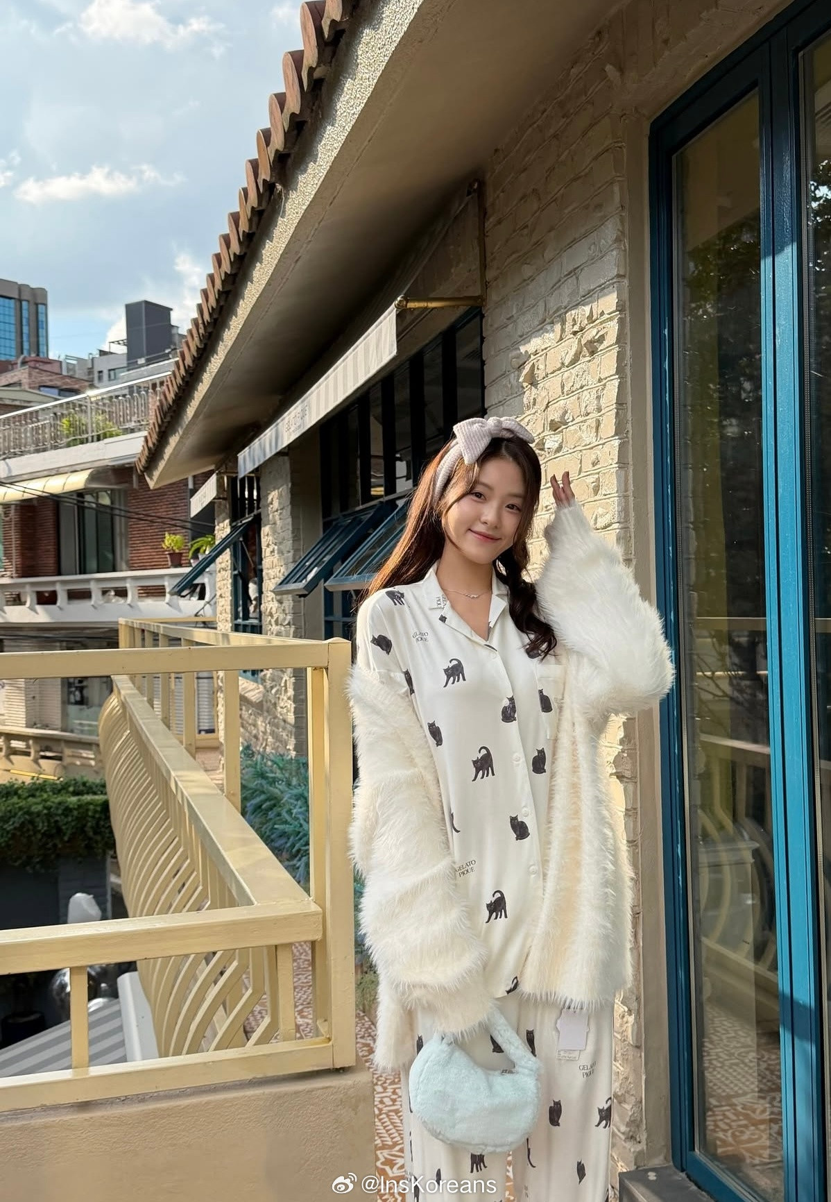 穿搭分享连续更新第2631天韩国时尚女生日常搭配一组大长腿美女穿搭韩系穿搭超能