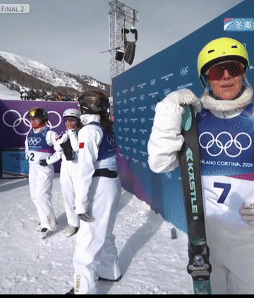 心疼2号孔凡钰，平昌冬奥铜牌得主，北京冬奥失误仅获第6后，在接受采访时曾说，再拼