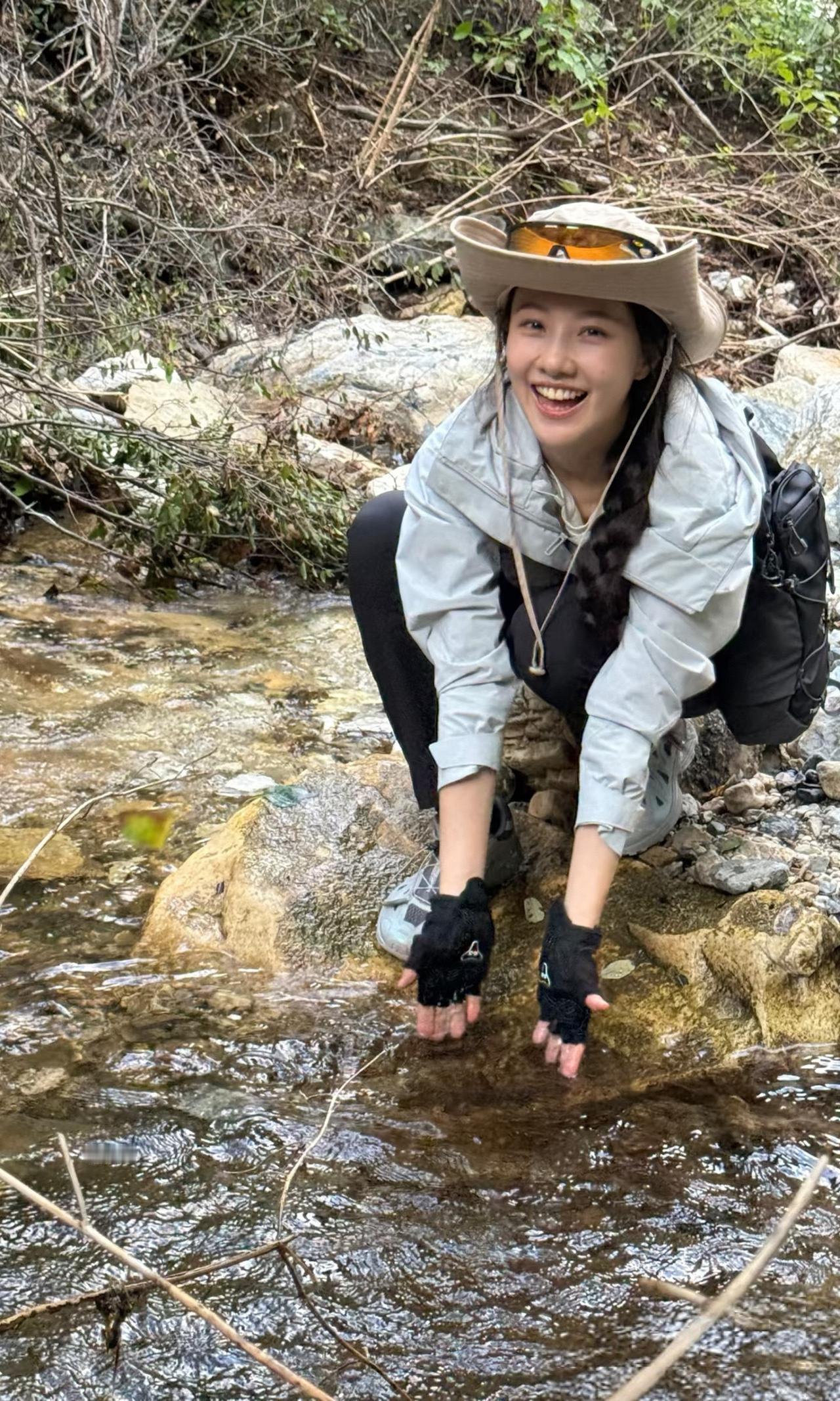 鹤润带你去爬山