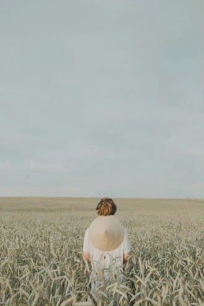 作家冯唐说：“职位越高的人越喜欢上班，并不是什么天生精力旺盛，而是因为不用做基层