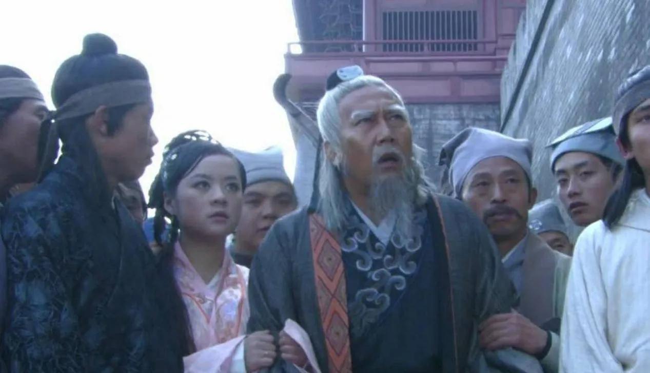 今日话题：为什么说李善长越来越像司马懿？？？网友甲：朱元璋晚年越看李善长越像
