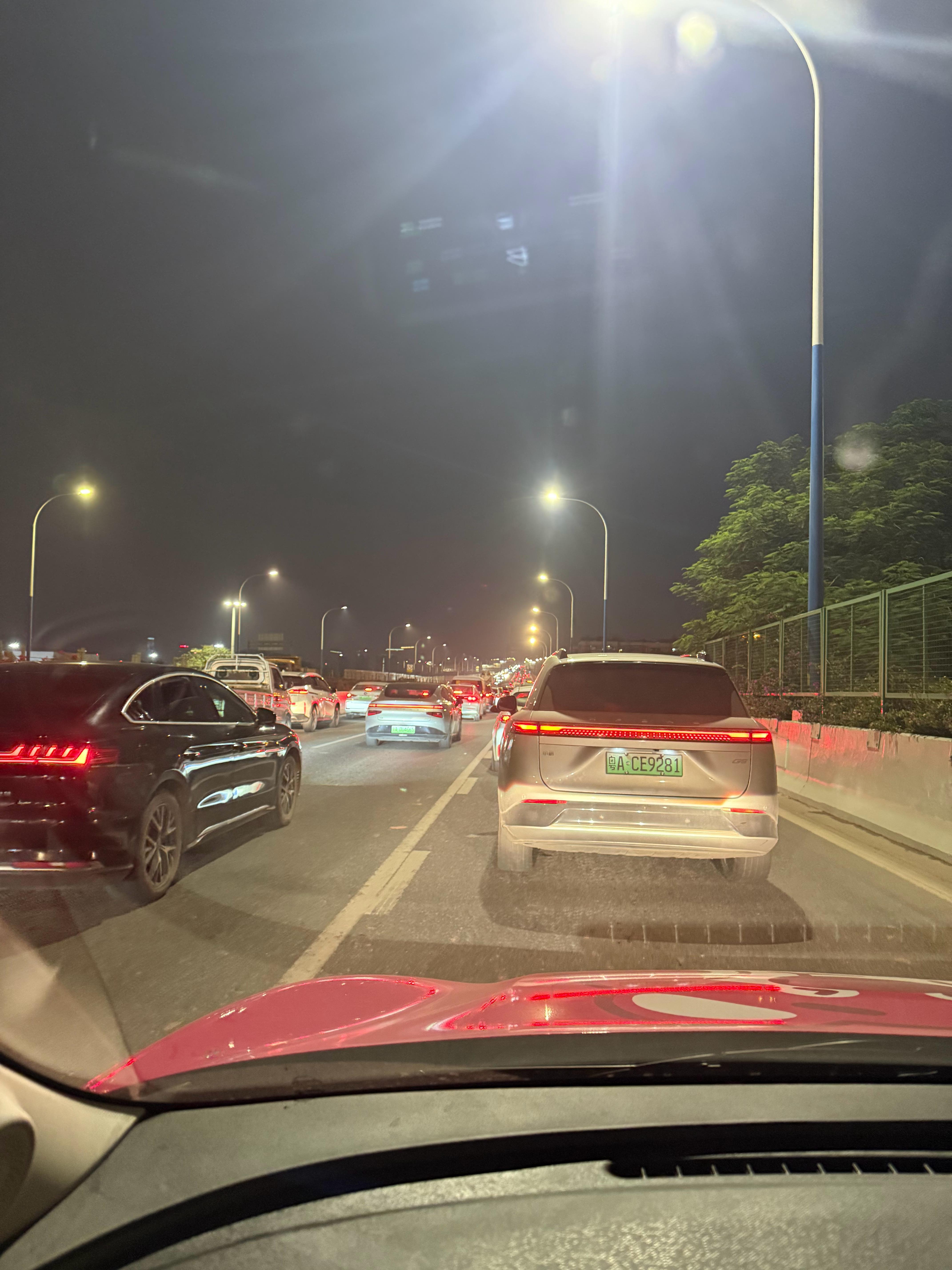 有没有发现单双号限行后，晚上会更堵车