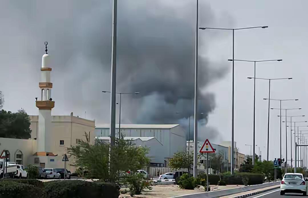 突发！卡塔尔甩出能源核弹，全球气价狂飙3月19日，卡塔尔突然对中、意、比、韩四