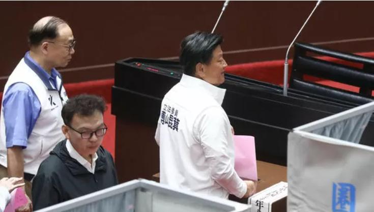 立院今表决大法官人事同意权案　国民党团二度“全部否决”立法院会今（25日）进行