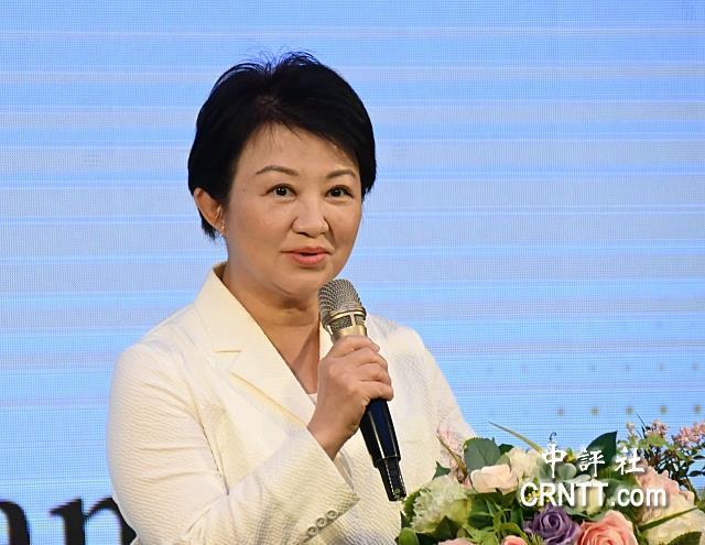 卢秀燕正式表态。​台中市长卢秀燕，这回把话挑明了。她说，她支持国民党主席郑