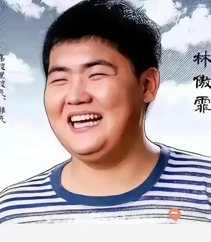 富贵妈在直播间把儿子刚签的男三号合同亮出来，还补一句“一桌桌饭局换来的”话音没落