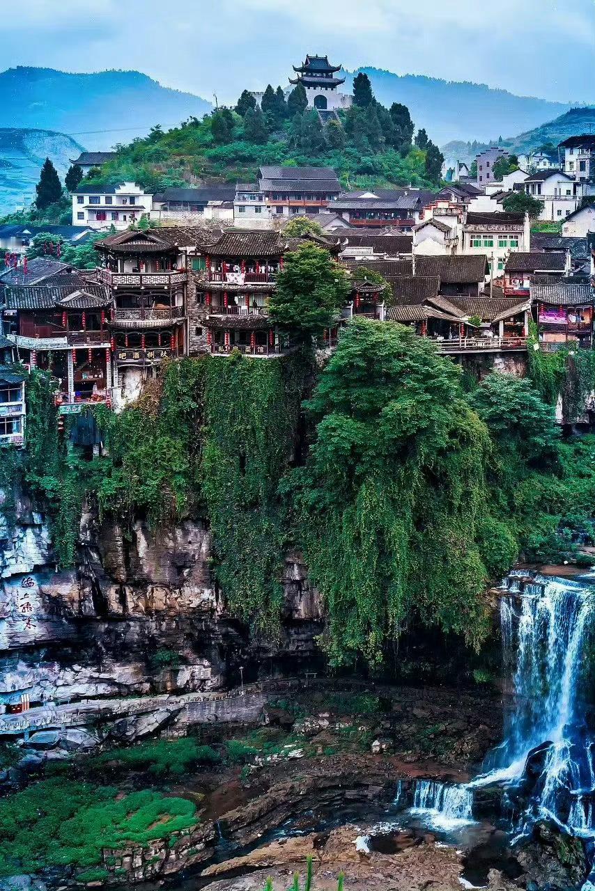 徽州，每一处村落田园都，充满了诗情画意，却又历尽里太多的沧桑。​​​​
