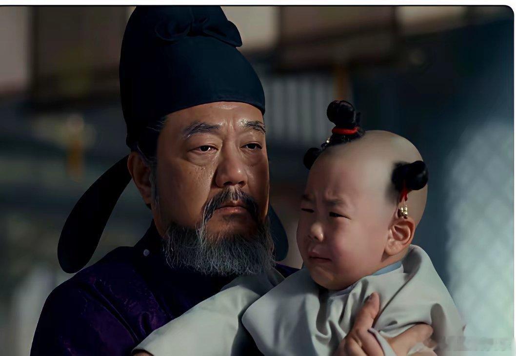 电视剧《太平年》里，有个叫冯道的大臣，他干的一件事，真是让人后背发凉。病榻上，皇