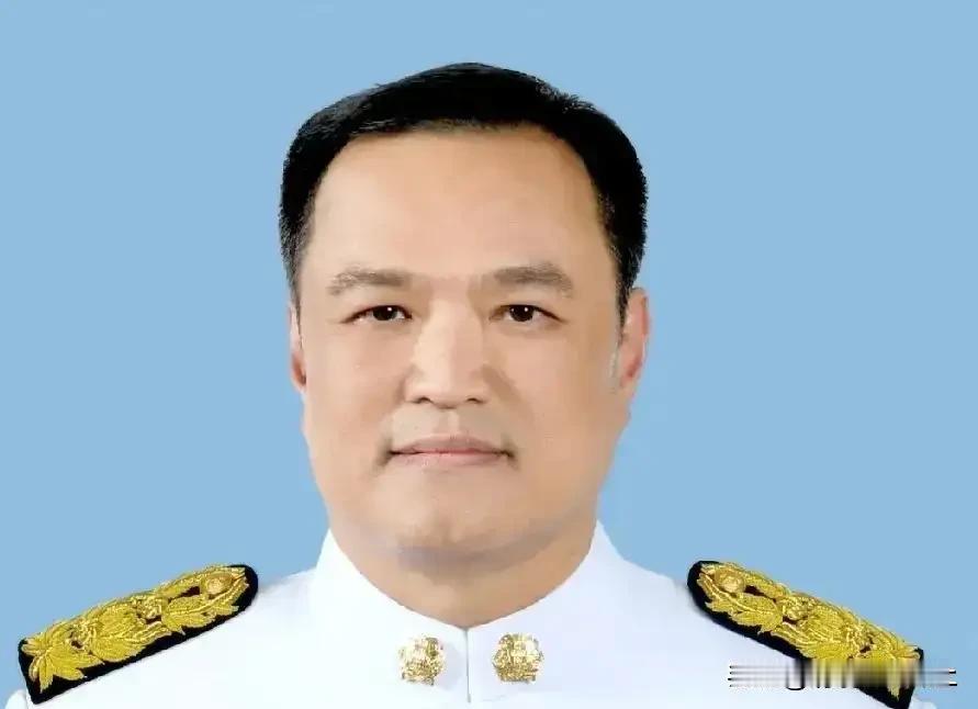 无奈，柬埔寨只能“自降身价”！泰柬边境的战火越烧越旺，首先顶不住的就是柬埔寨