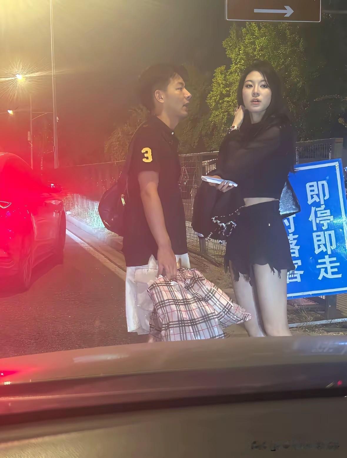 这绝对是我见过最漂亮的女生，没有之一