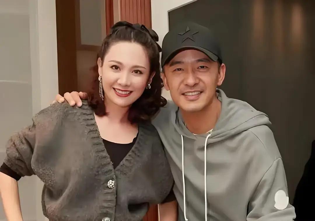 被同一个男人拒绝20次，才是女人最高级的炫富。程莉莎当年就这么干的。城市姑娘