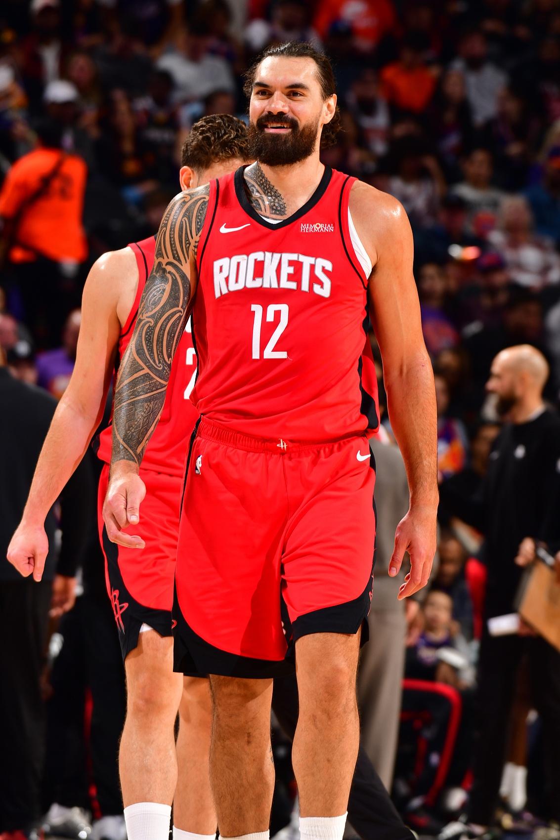 下一场火箭队的对手是犹他爵士队，火箭队这边已经给出了伤病报告。目前火箭队阵容齐整