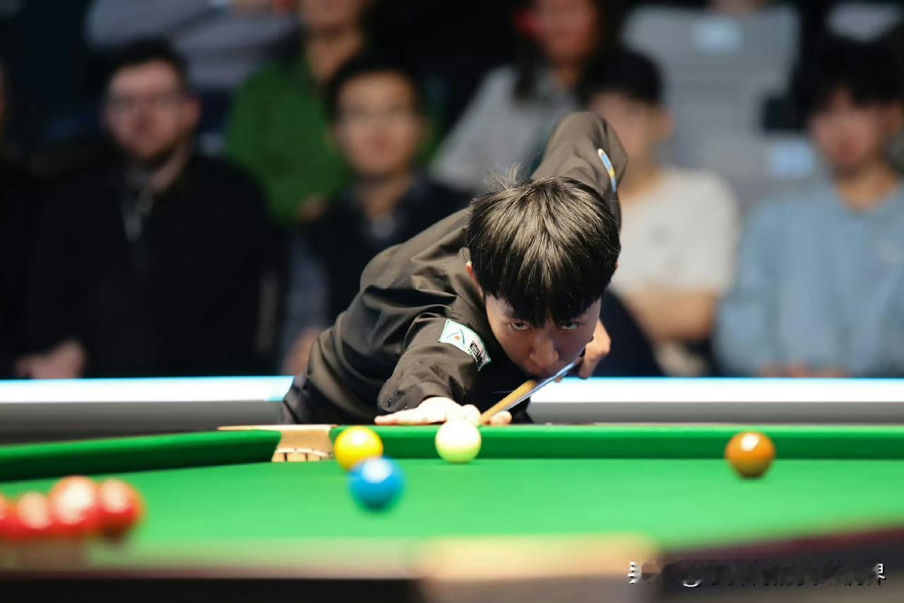 常冰玉打进苏格兰公开赛决赛后，单赛季排名发生变化：第一名：🇦🇺尼尔·罗伯逊