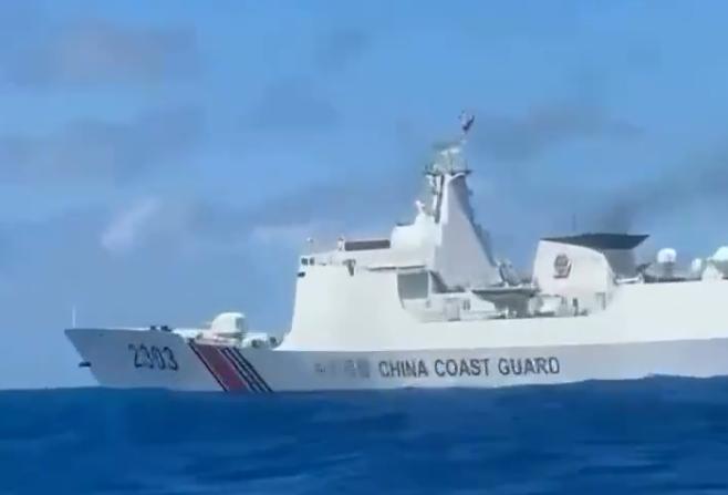 3艘对2艘！3艘中国海警船驱逐日船，台湾省渔民热泪盈眶欢呼！据日媒报道，8月20