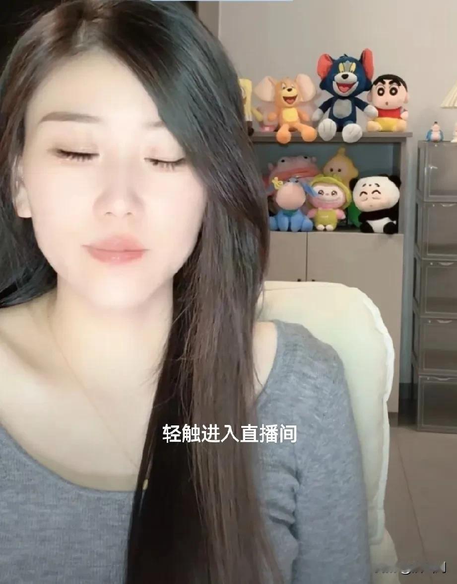 真有意思！有人竟然说我们大连女人说话不好听，表妹在直播间有人说东北人说话顶你们大