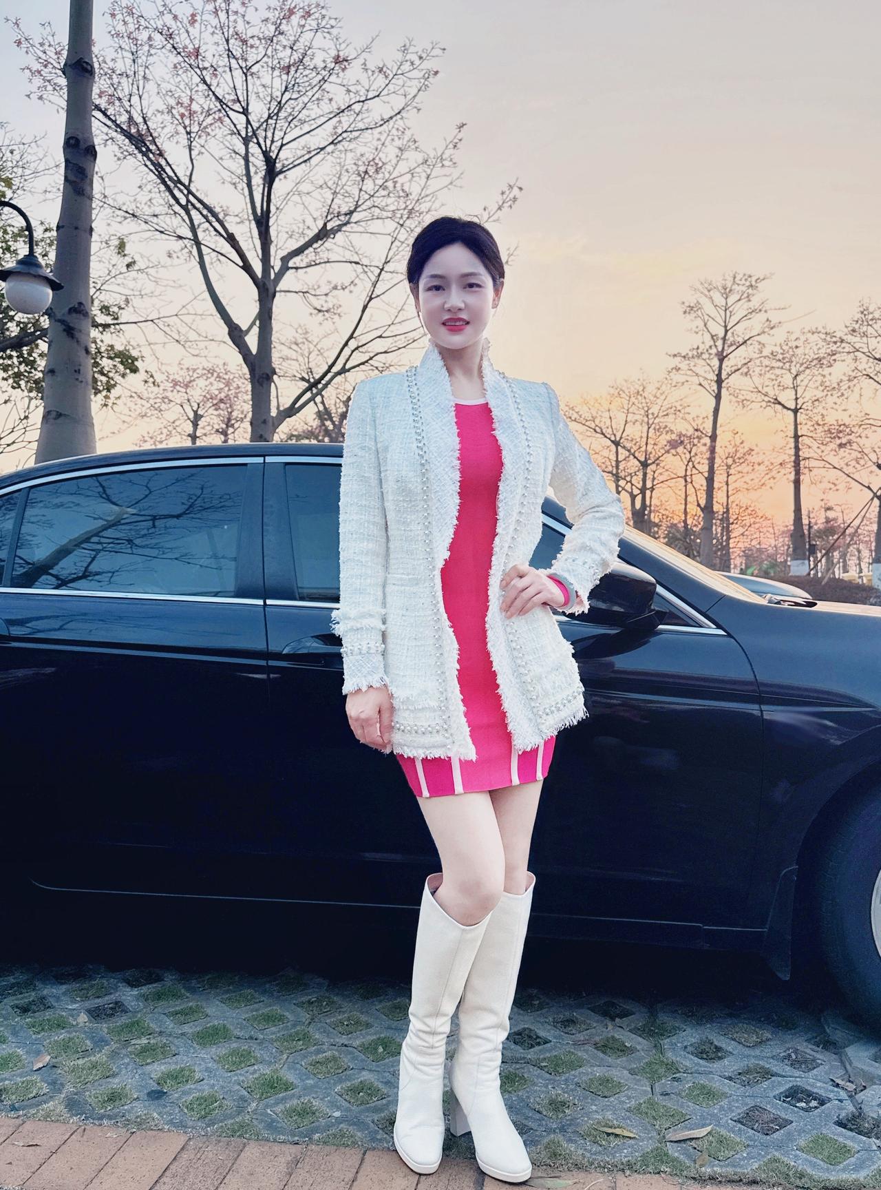 此生就是一场体验，尽兴而活，随缘而过，别人的风景，不必去探索，自己的日子，努力且