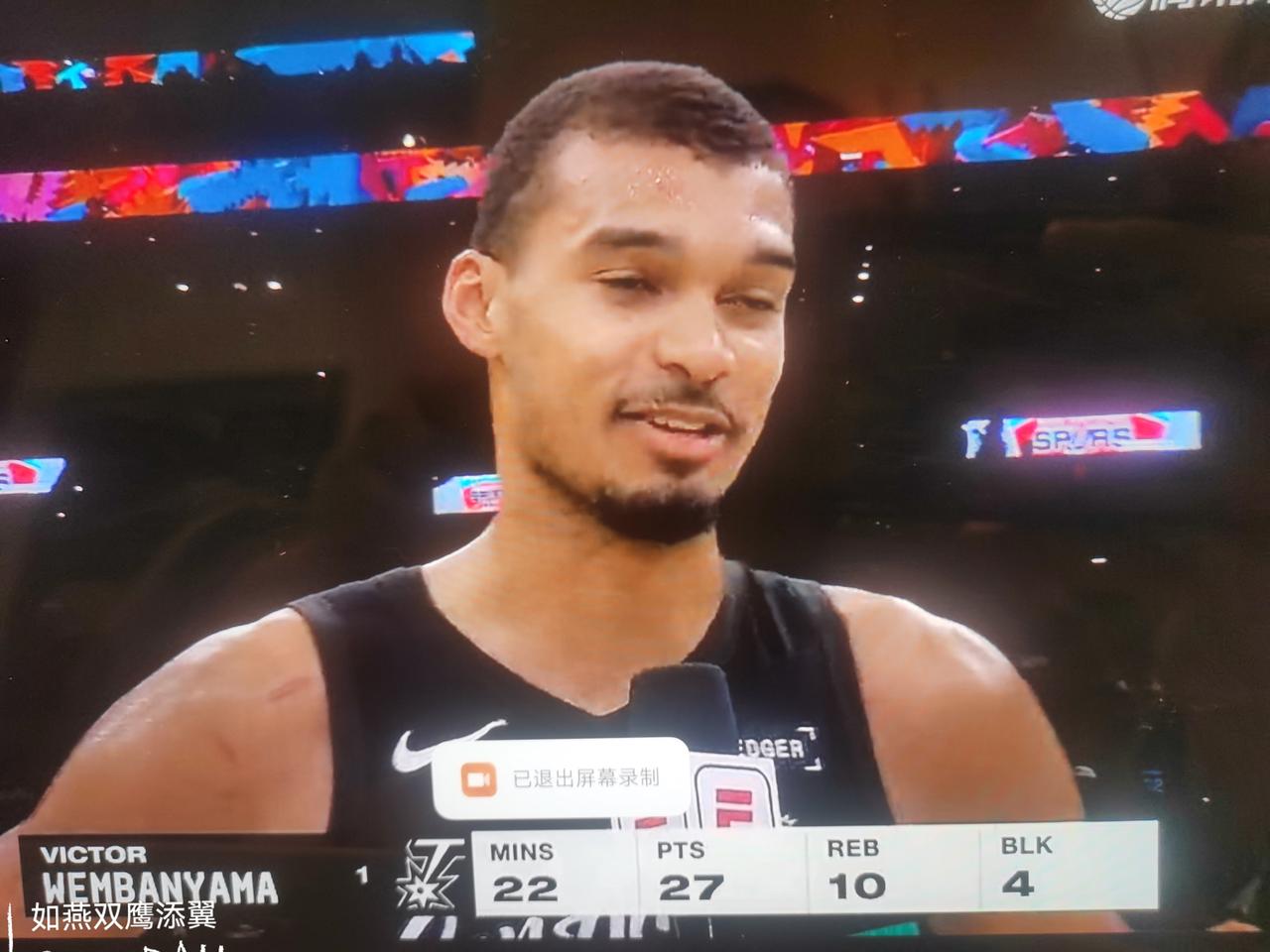 伦纳德被快船队友绝杀快船客场112-116，输给马刺。机器人