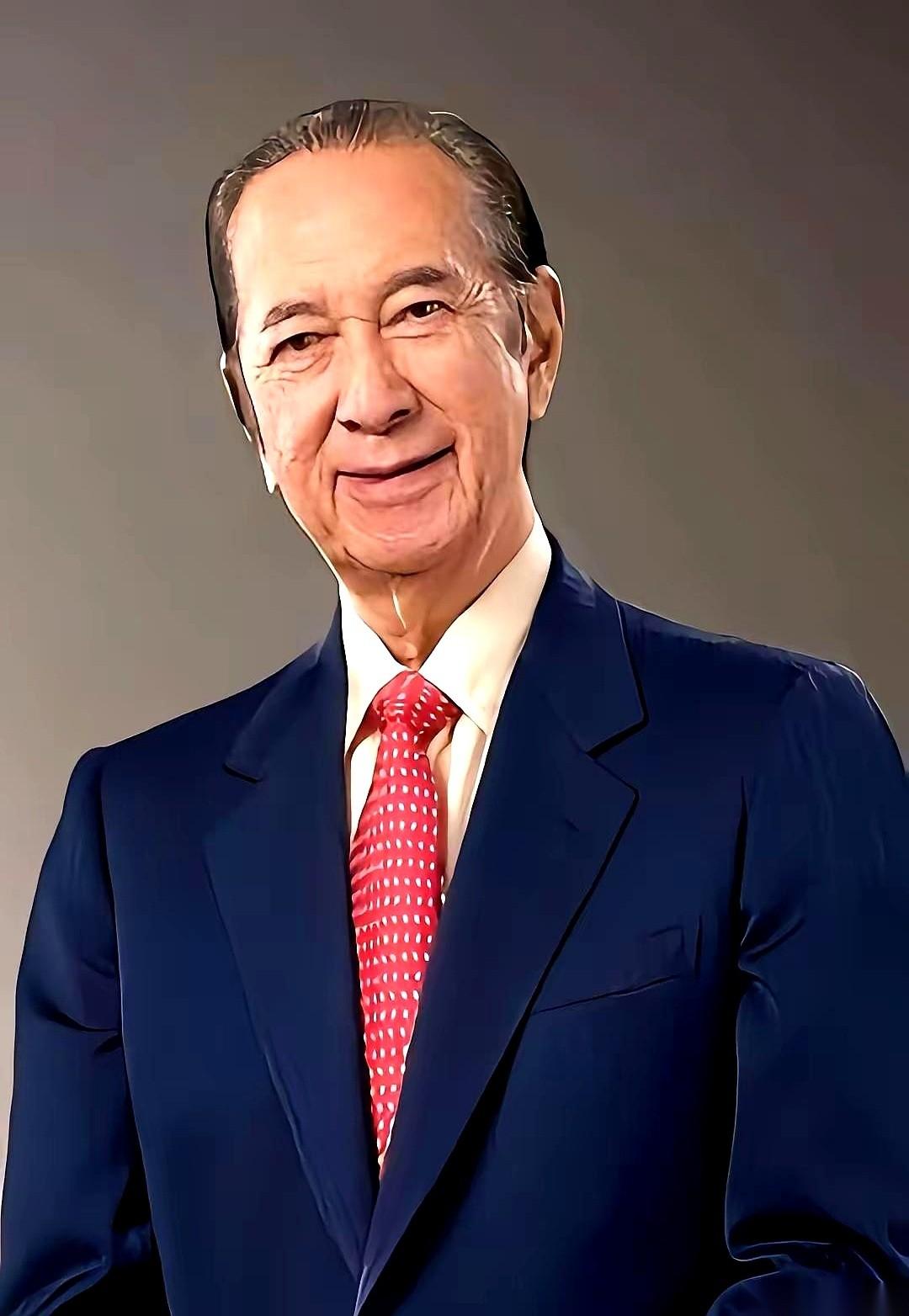 赢了，但又没完全赢。我跟你说，命运这东西，有时候真的就是个圈。在澳门赢了四百