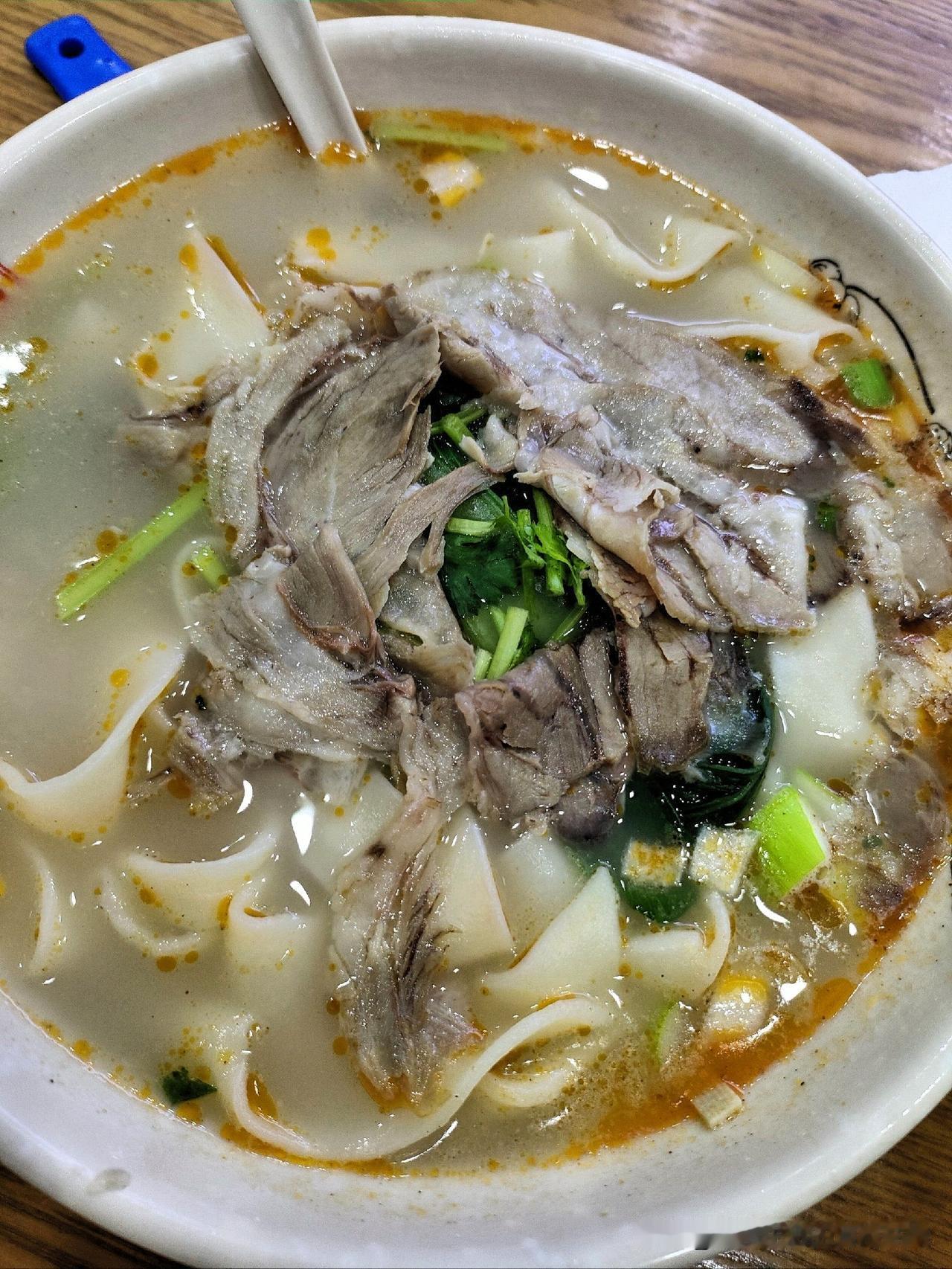 苏州今年冬天忽冷忽热，但老苏州的御寒秘诀从没变——靠一口热乎应季菜，从头暖到脚！