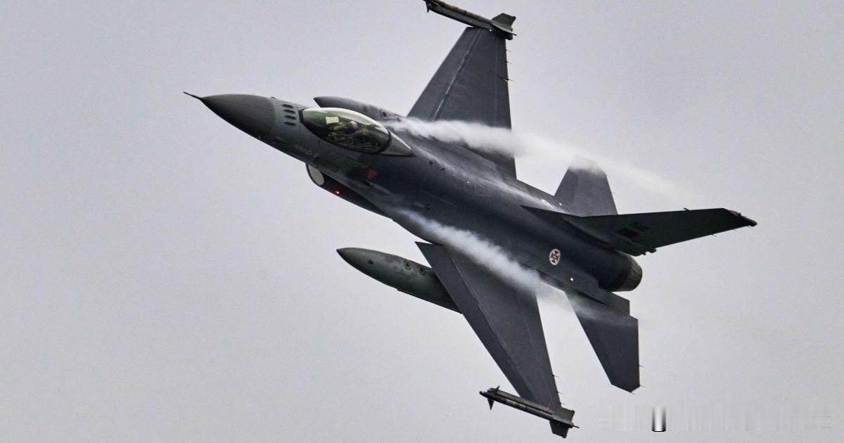 美军将领证实：乌克兰F-16战机首次击落俄军战斗机美国将军凯恩在参议院听