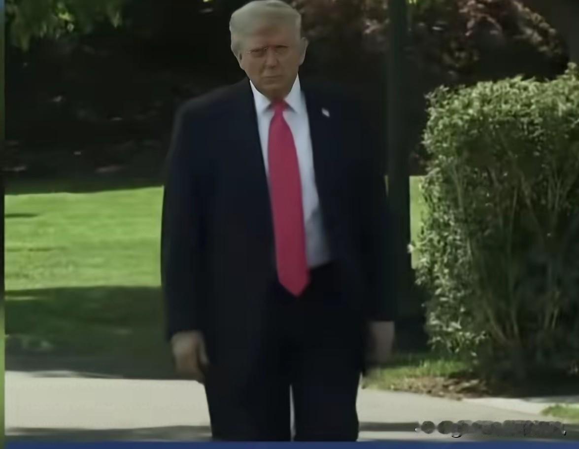 猜美国总统出访，连喝口水都得自己带？高志凯教授说过，当年老布什来中国，钓鱼台全给