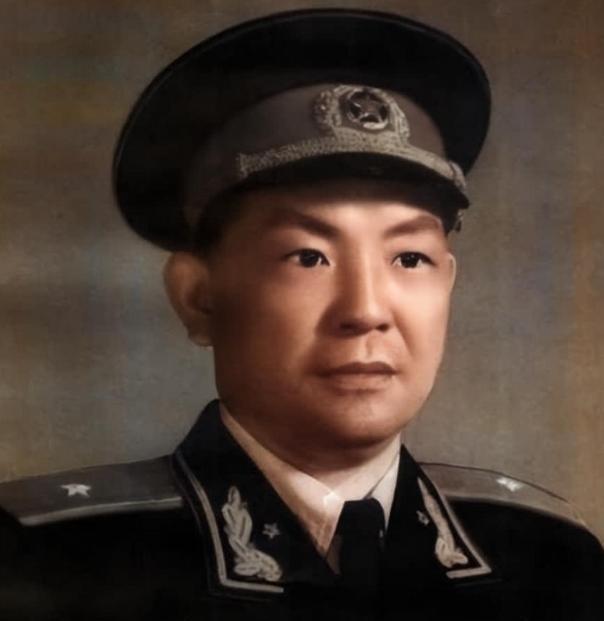 1955年大授衔，谭友林被授少将。老首长罗荣桓元帅亲自找他谈话说，友林同志，