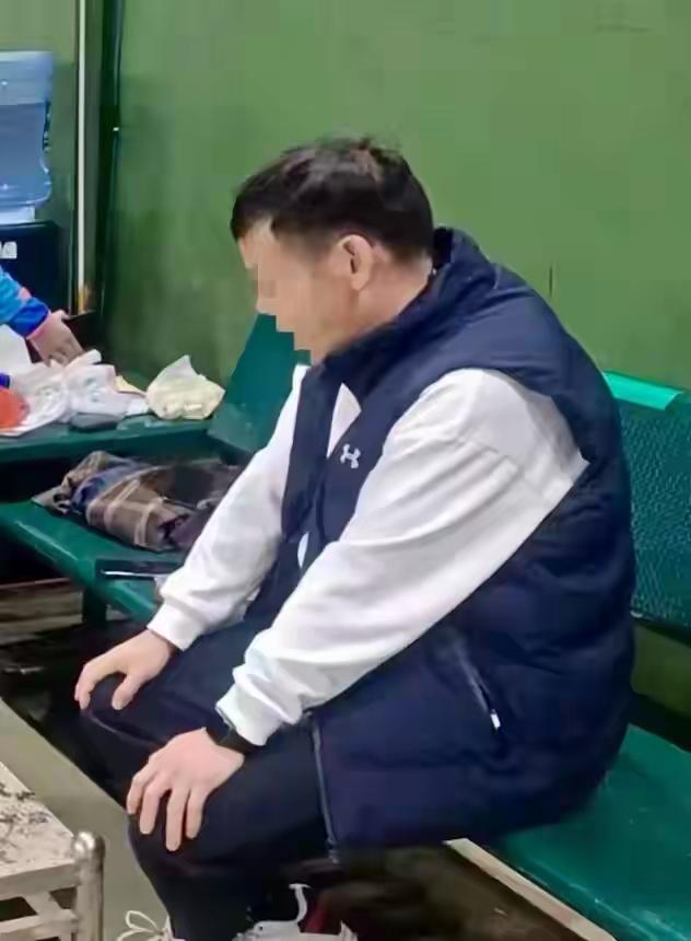 副县长这下遇到茬儿了，是不是有点活该！云南省曲靖市师宗县副县长苏某飞被举报出