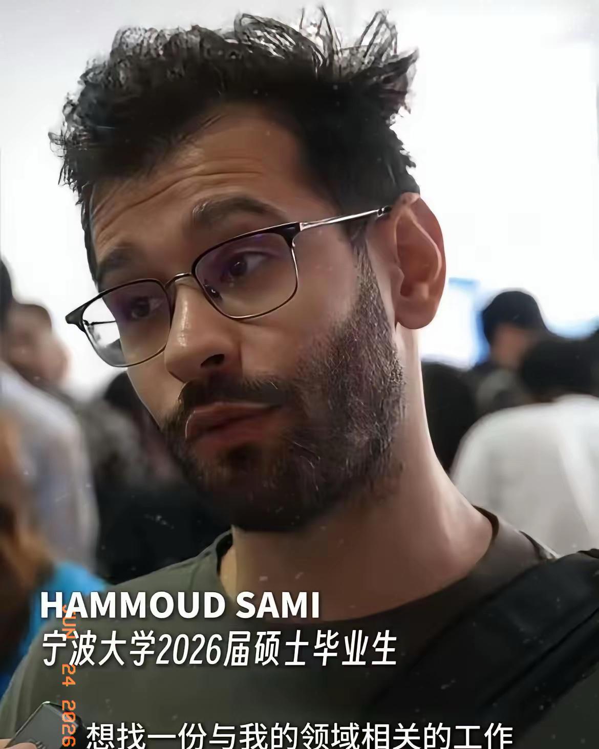 “滚出中国，去建设你自己的国家。”宁波大学那帮外籍硕士刚说完想留在中国工作，
