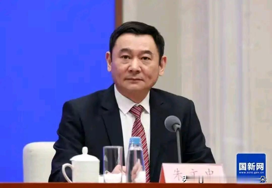 【春运新举措！铁路部门开行近千列夜间高铁，高峰日列车超1.4万列】2026年