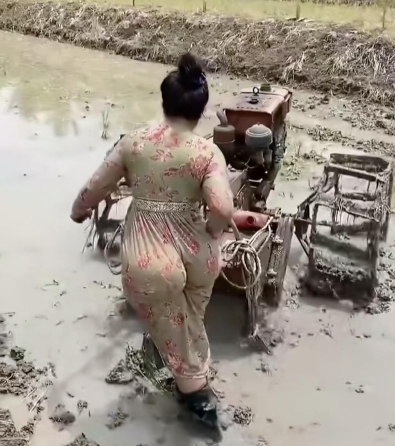 不得不说现在的女人太能干了！[赞][赞][赞]