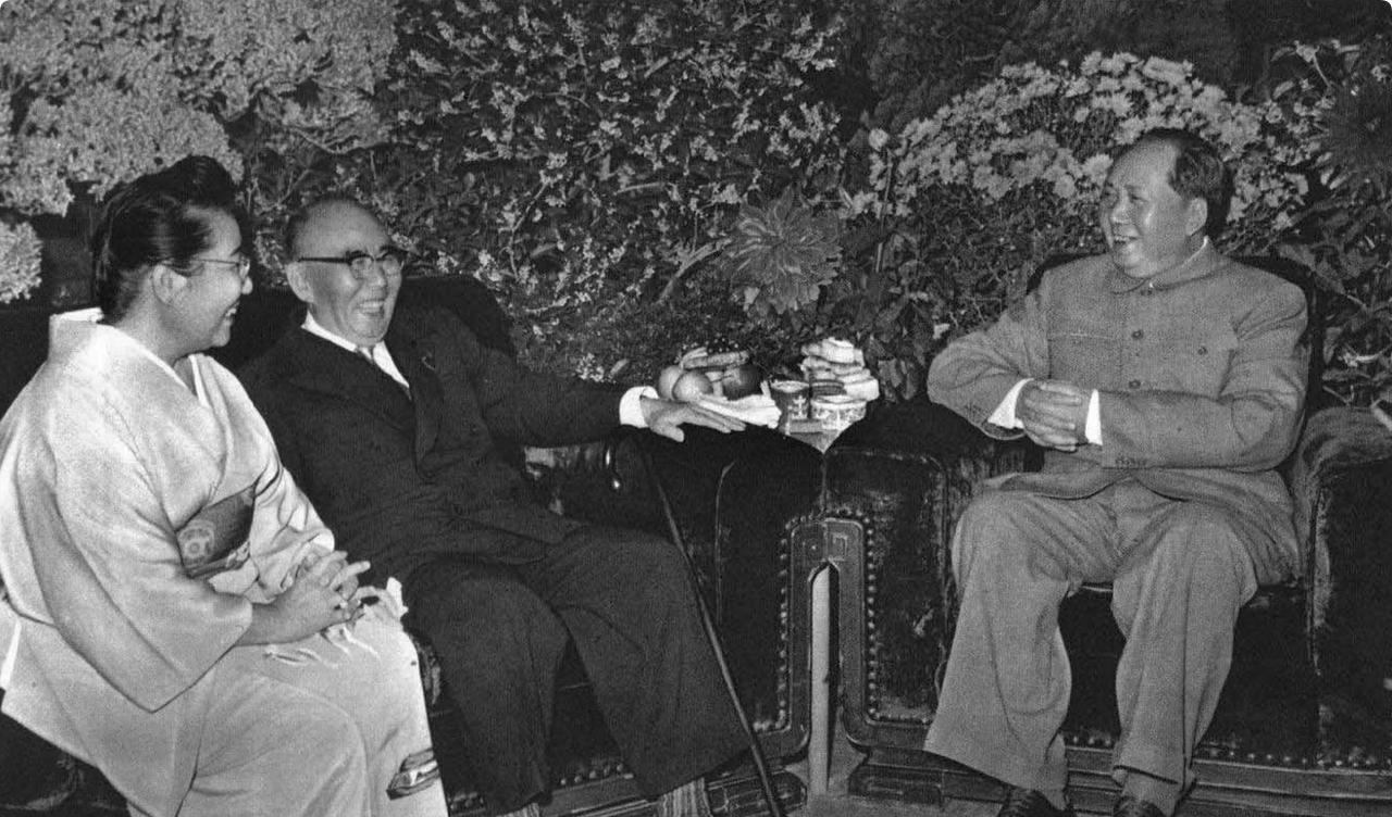 1963年9月22日毛主席说：我们国家现在还很落后。日本在帮助我们。时间是当天